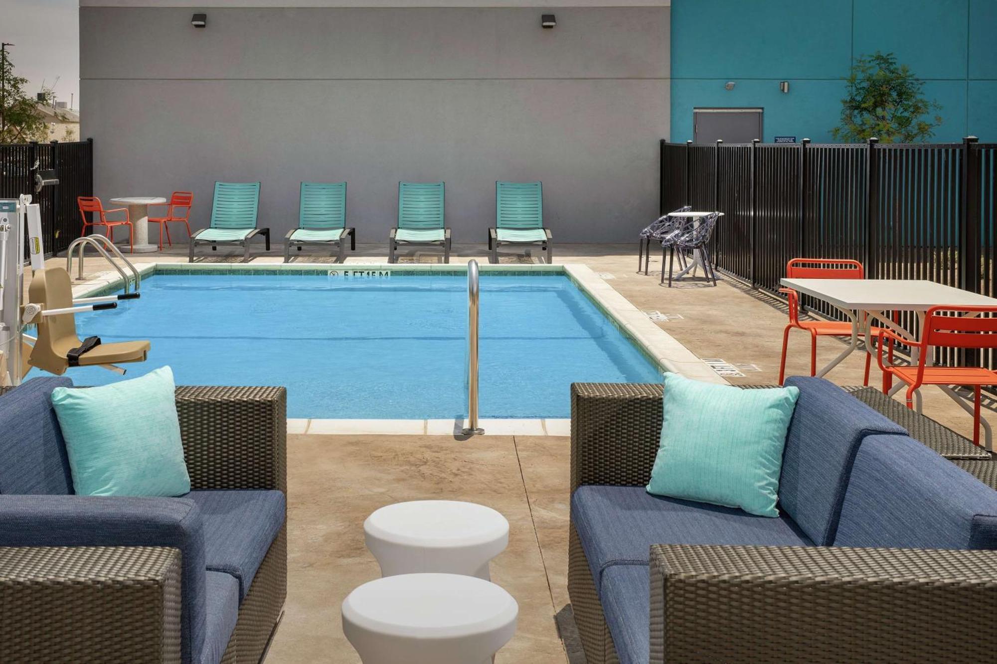 Tru By Hilton El Paso Northeast Hotel Eksteriør billede